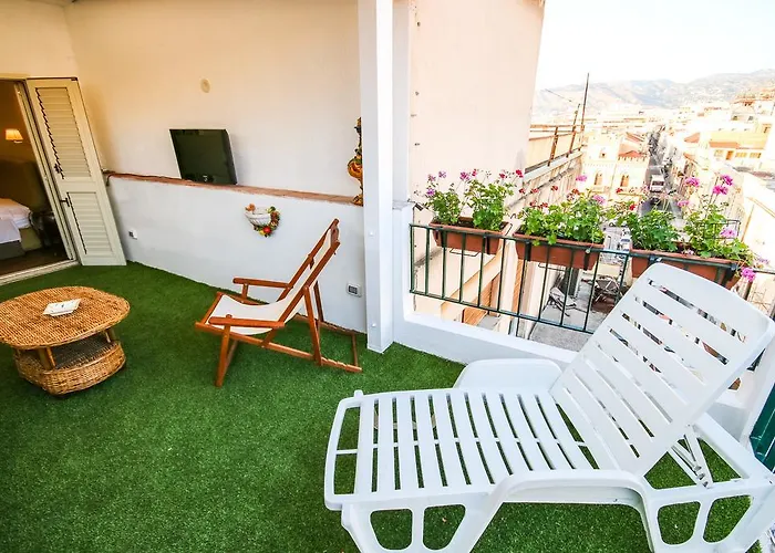 96 4* ريجّو دي كالابريا