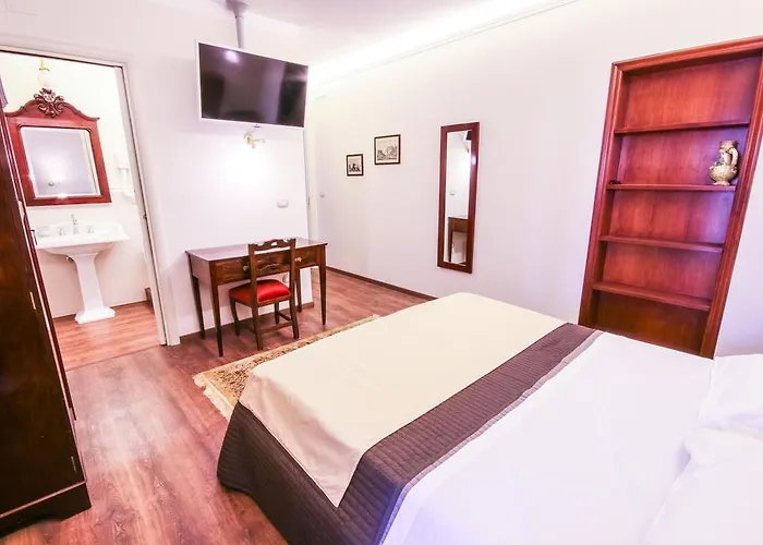 96 فندق مبيت وإفطار 4*